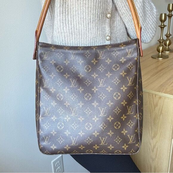 Louis Vuitton Handbags - ✅AUTHENTIC✅LOUIS VUITTON LOOPING GM